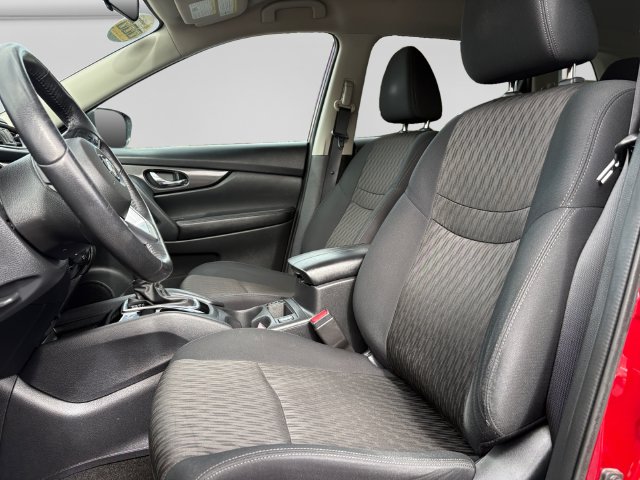 2018 Nissan Rogue SV - Photo 12