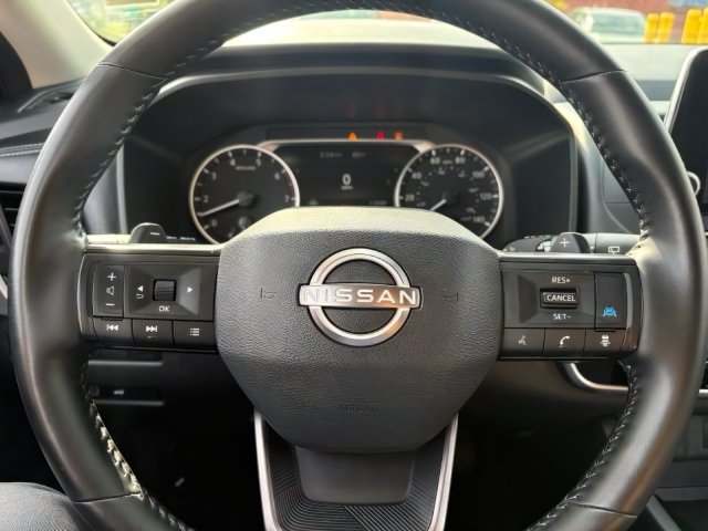 2025 Nissan Rogue SV - Photo 11