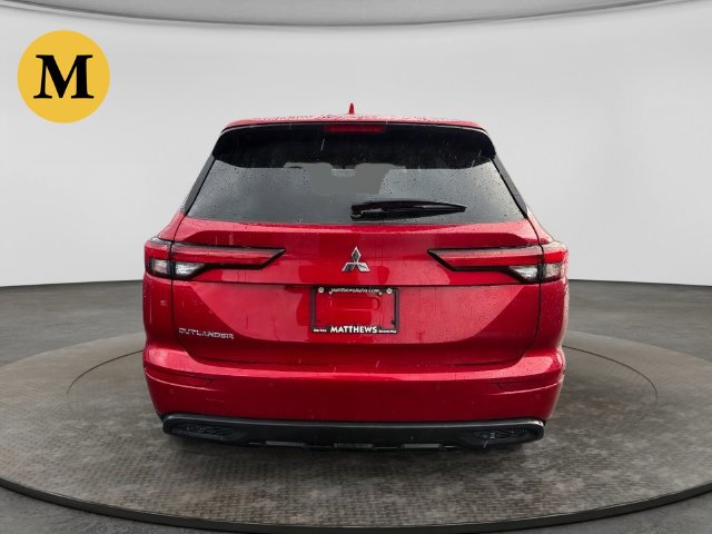 2023 Mitsubishi Outlander ES - Photo 4