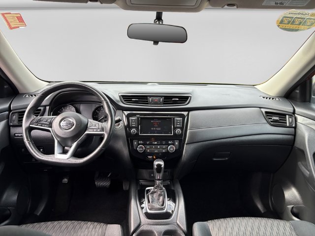 2018 Nissan Rogue SV - Photo 17