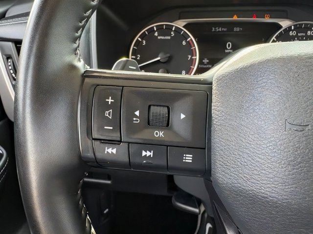 2025 Nissan Rogue SV - Photo 13