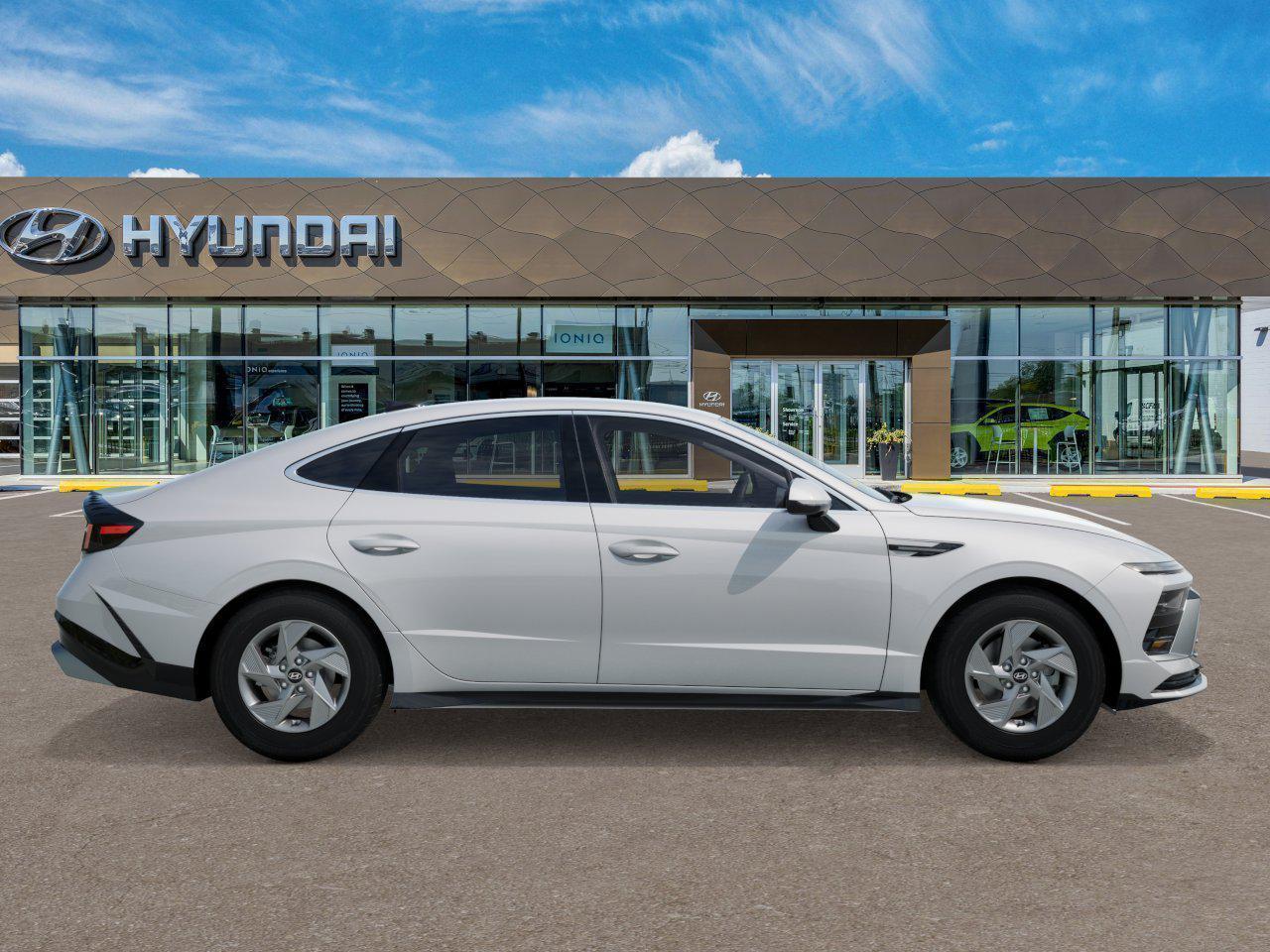2025 Hyundai Sonata SE - Photo 7