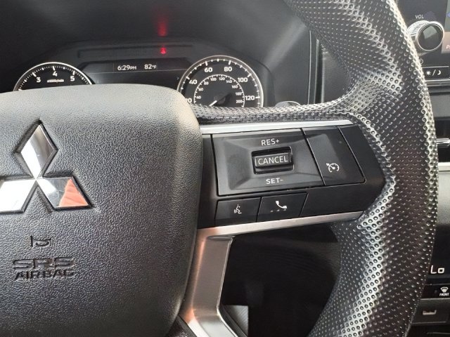 2023 Mitsubishi Outlander ES - Photo 25