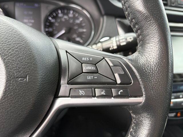 2018 Nissan Rogue SV - Photo 25