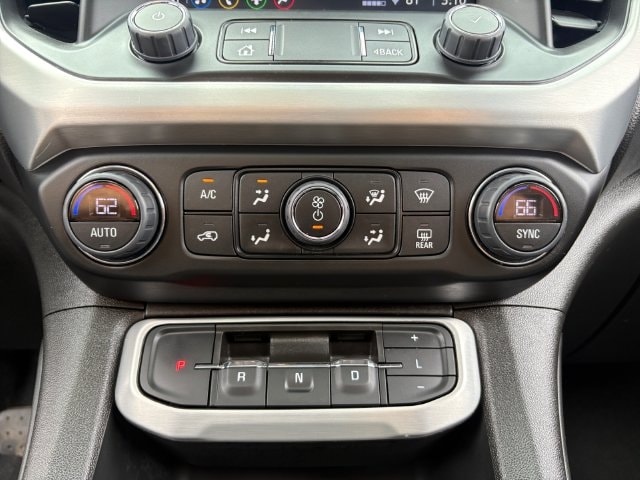 2023 GMC Acadia SLE - Photo 23