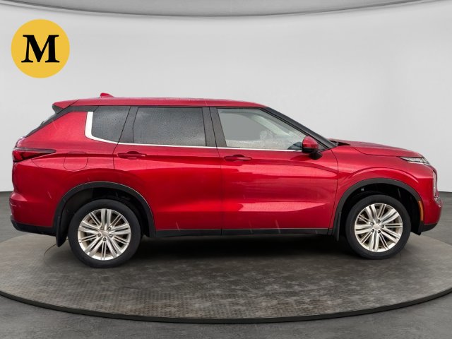 2023 Mitsubishi Outlander ES - Photo 6
