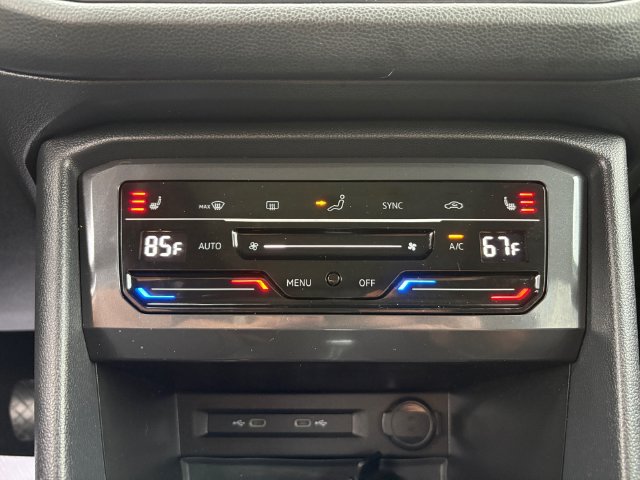 2022 Volkswagen Tiguan SE - Photo 23