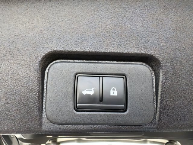 2025 Nissan Rogue SV - Photo 26