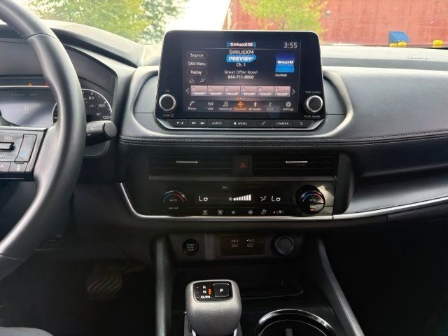 2025 Nissan Rogue SV - Photo 19