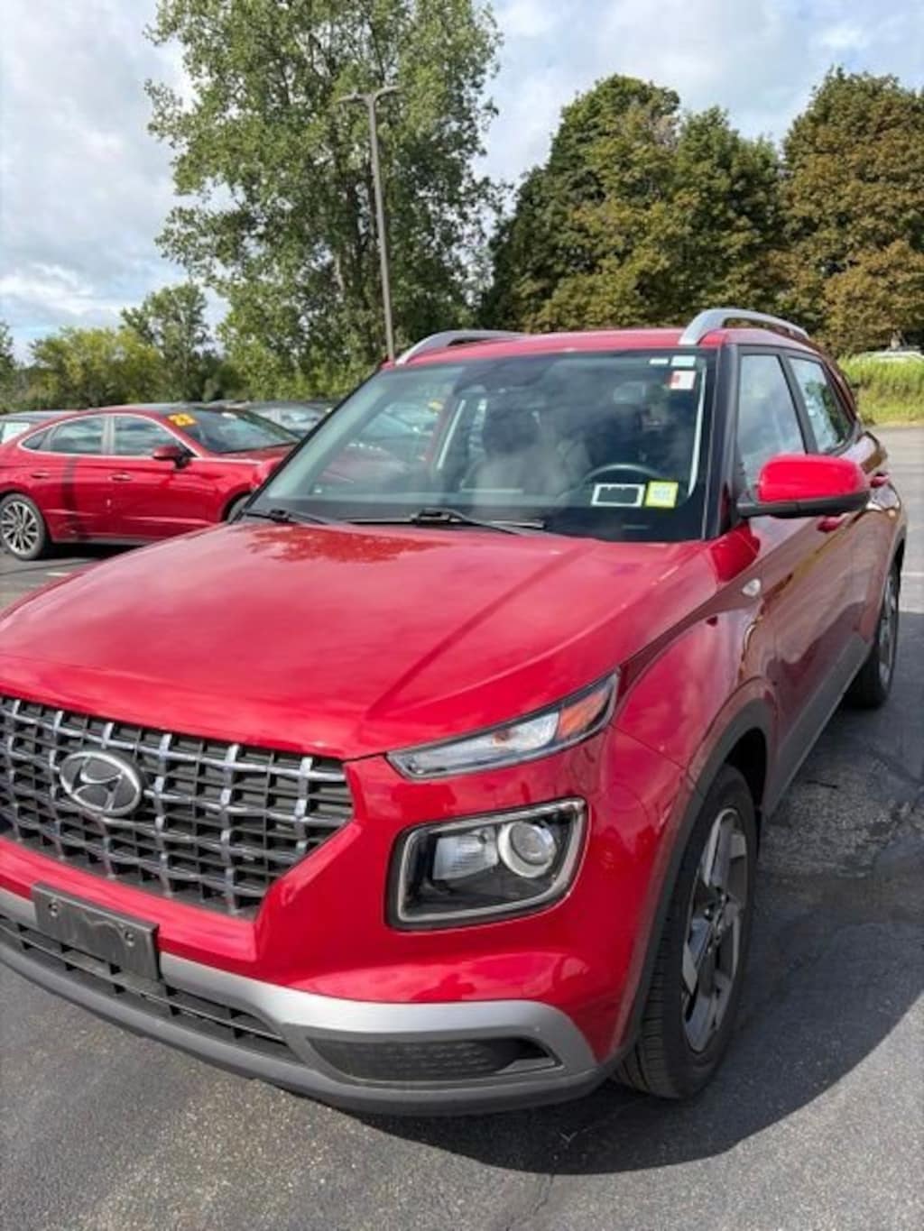 Used 2023 Hyundai Venue SEL SUV