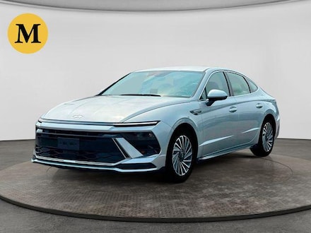 2025 Hyundai Sonata Hybrid SEL Sedan