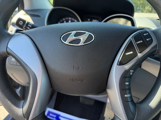 2015 Hyundai Elantra SE - Photo 25