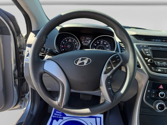 2015 Hyundai Elantra SE - Photo 13
