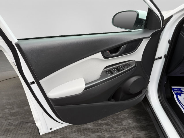 2023 Hyundai Kona SEL - Photo 10