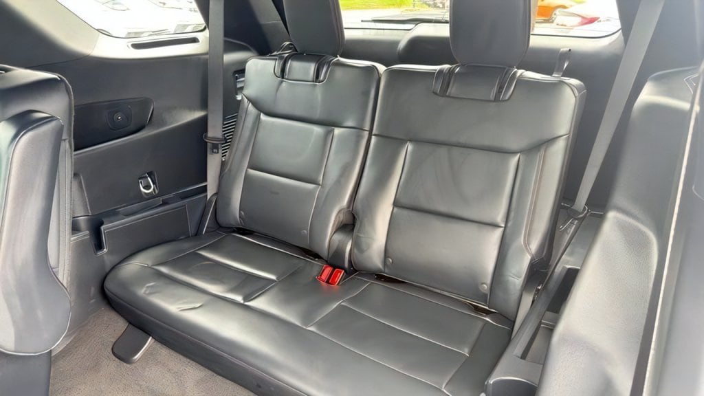 2026 Ford Explorer ST-LINE - Photo 19