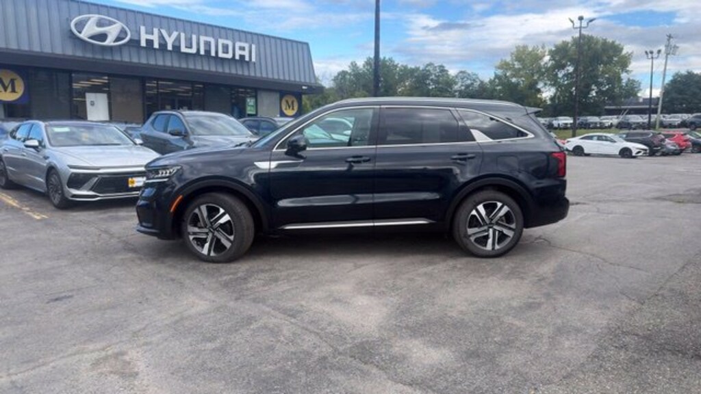 Used 2023 Kia Sorento Hybrid EX SUV