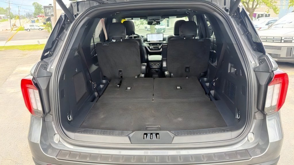 2026 Ford Explorer ST-LINE - Photo 11