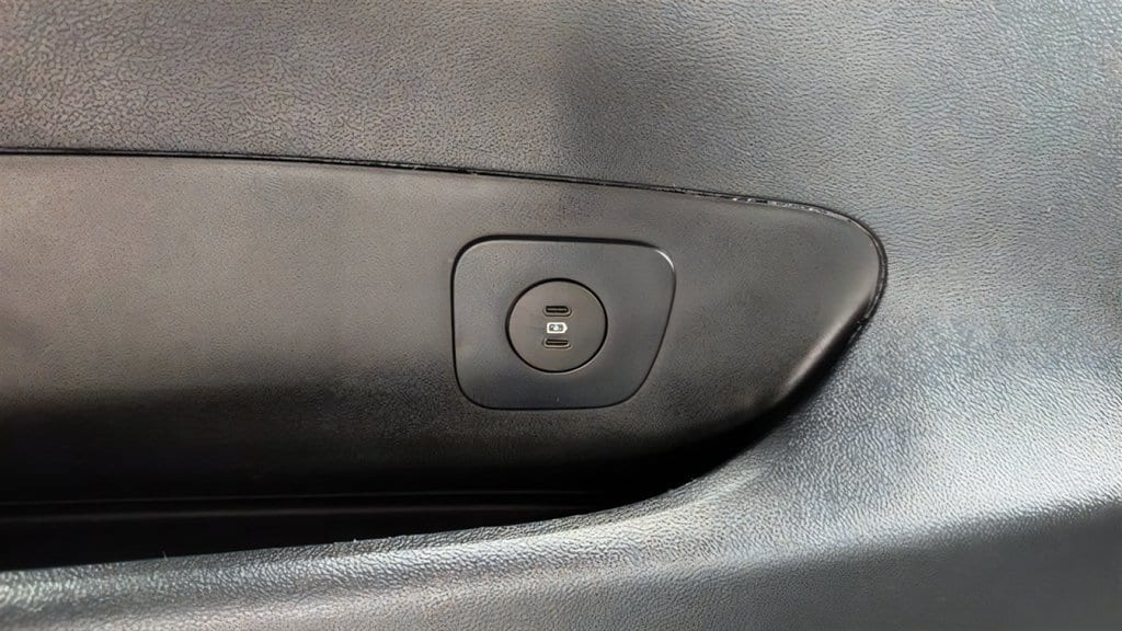 2026 Ford Explorer ST-LINE - Photo 22