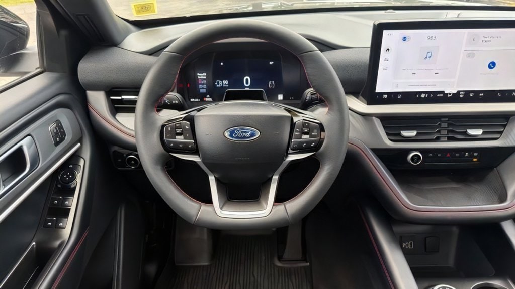 2026 Ford Explorer ST-LINE - Photo 30