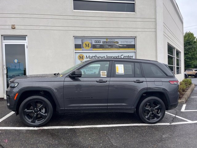 Used 2023 Jeep Grand Cherokee Altitude X SUV