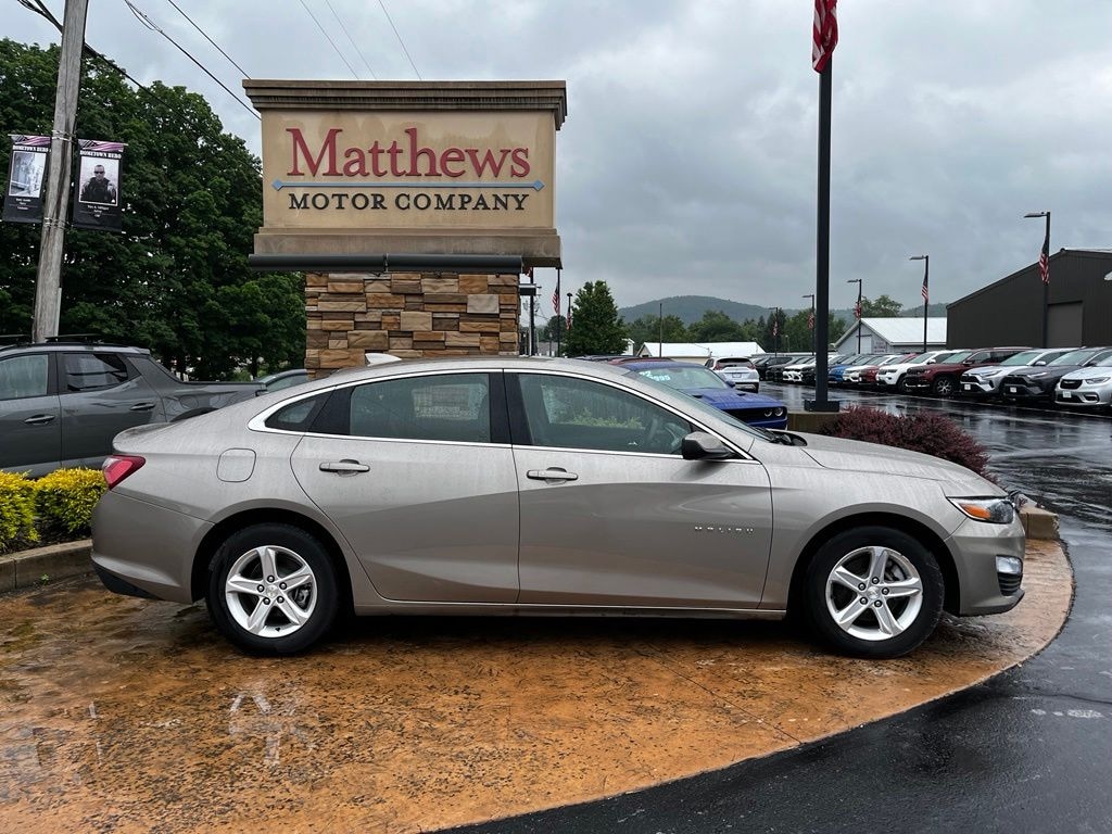 Used 2022 Chevrolet Malibu LT Sedan
