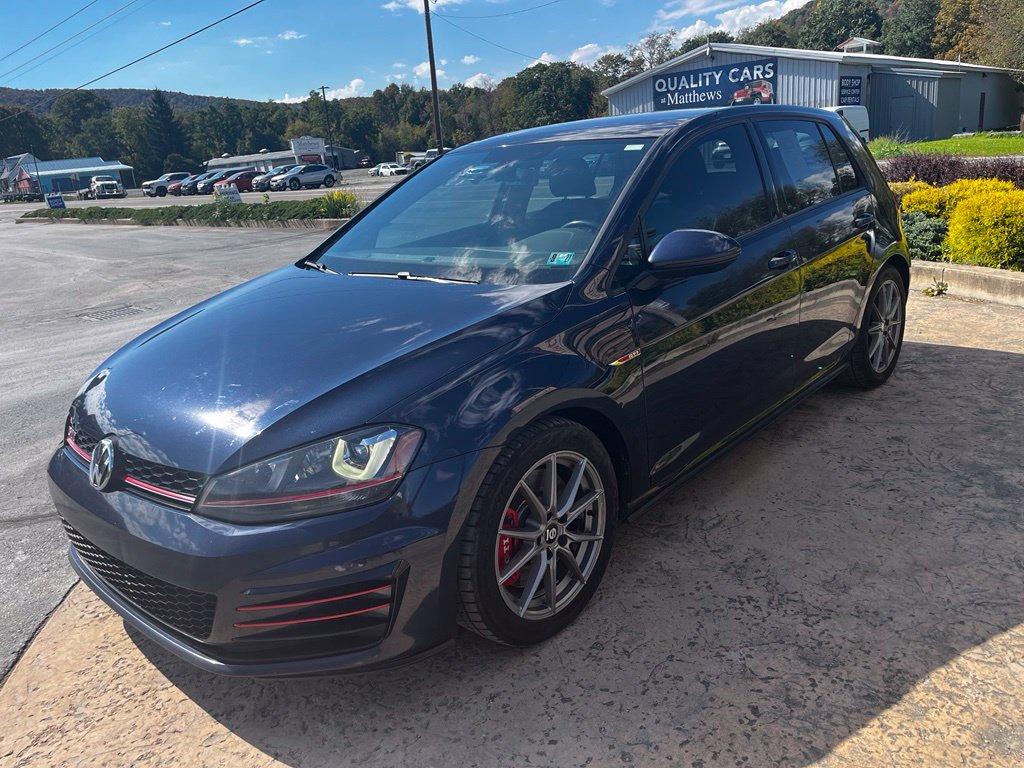 Used 2017 Volkswagen Golf GTI SE Hatchback