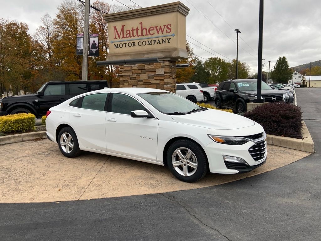 Used 2024 Chevrolet Malibu LT Sedan