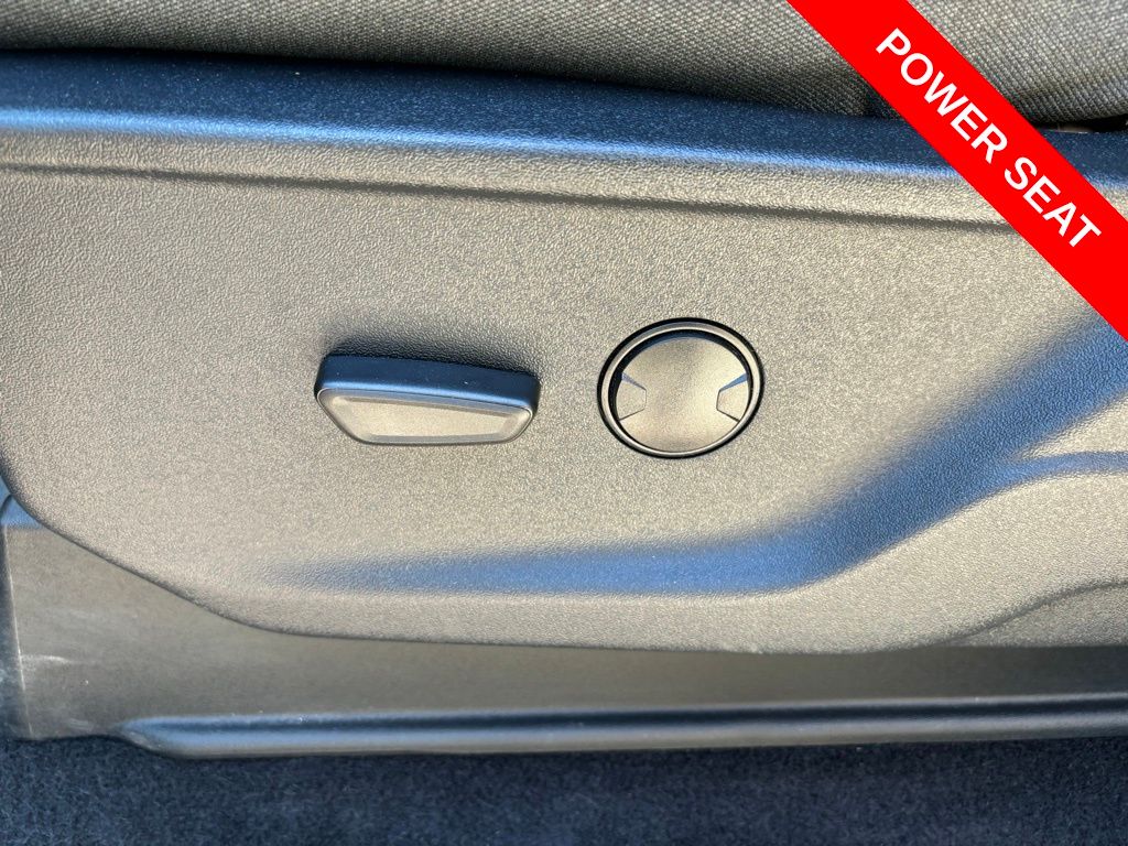 2023 Ford F-150 XLT - Photo 12
