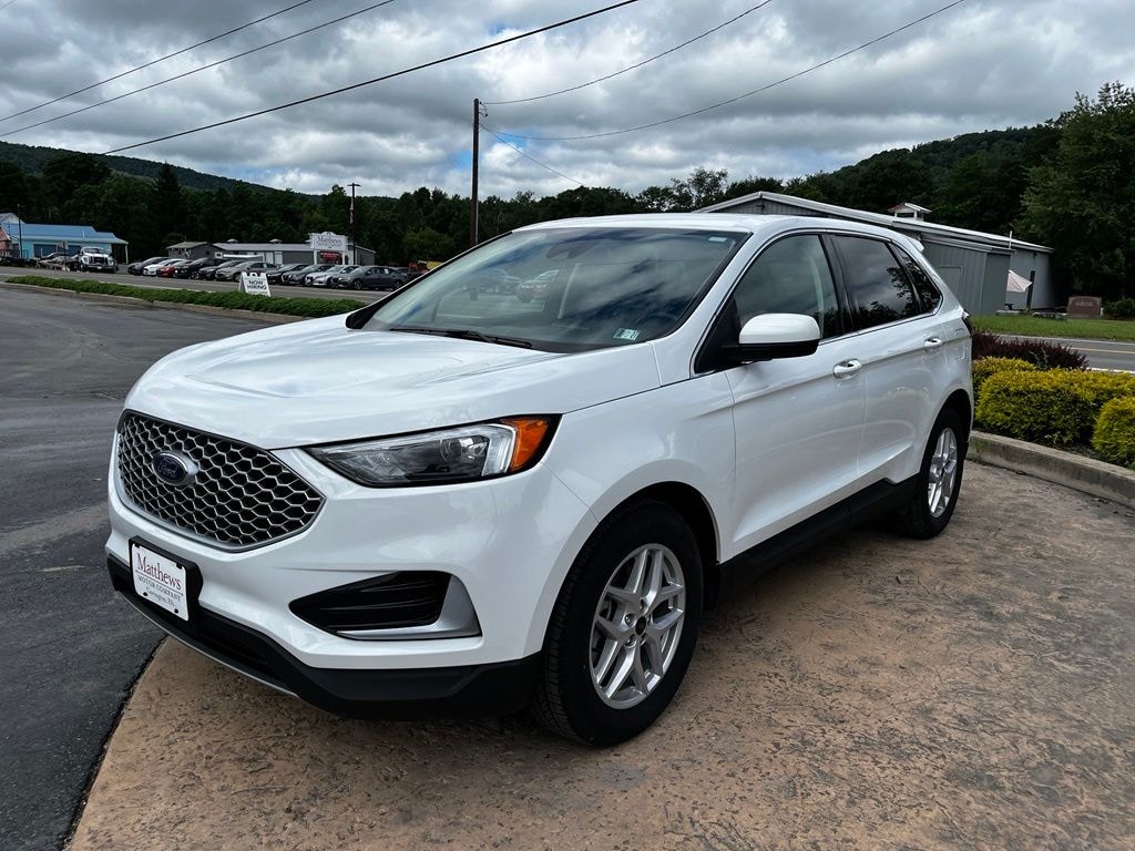 Used 2024 Ford Edge SEL SUV