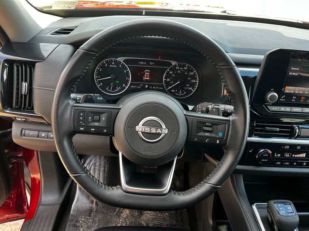 2025 Nissan Pathfinder SV - Photo 11