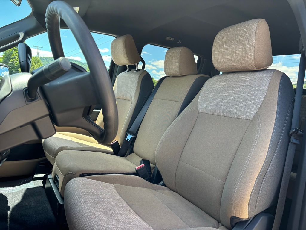 2023 Ford F-150 XLT - Photo 11