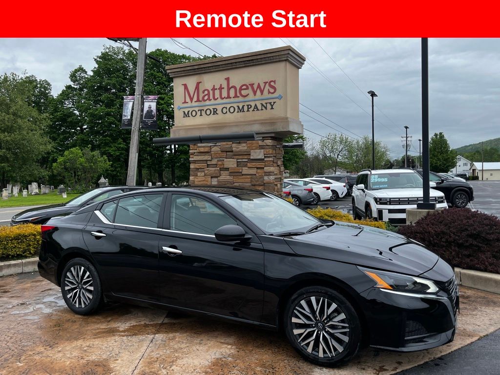 2025 Nissan Altima SV