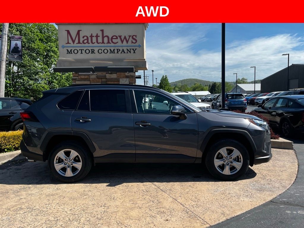 Used 2025 Toyota RAV4 XLE SUV