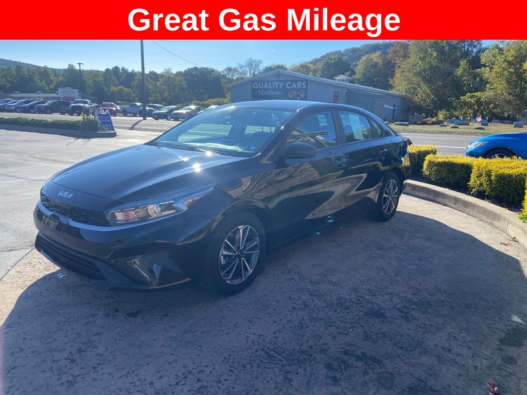 Used 2024 Kia Forte LXS Sedan
