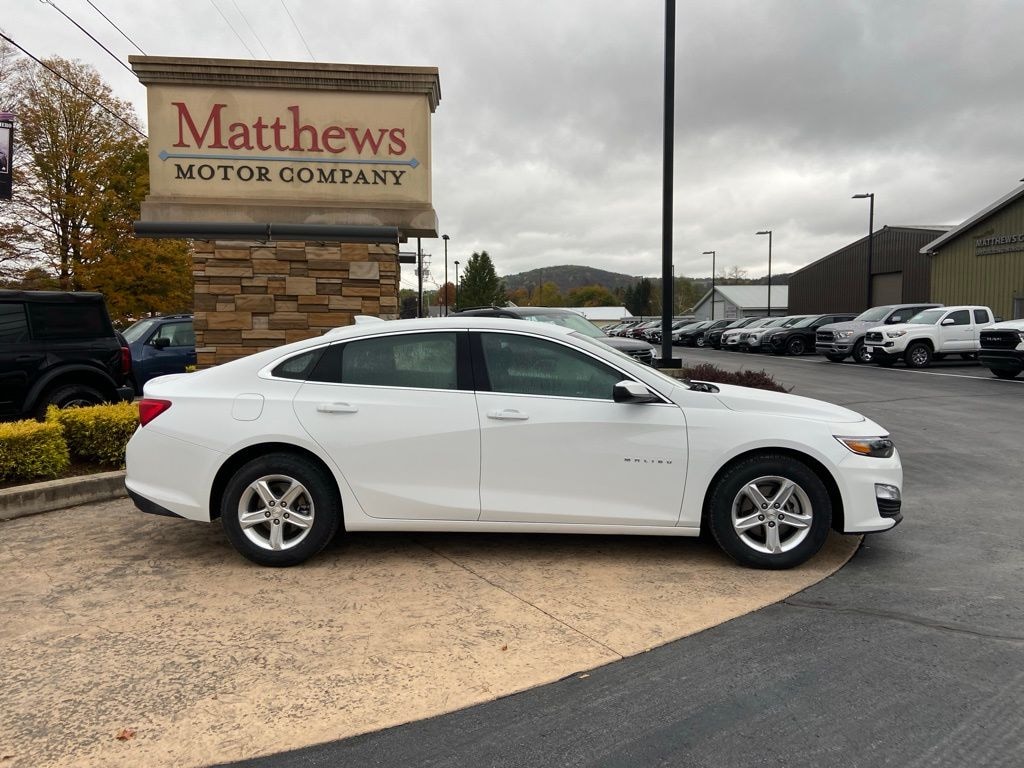 Used 2024 Chevrolet Malibu LT Sedan