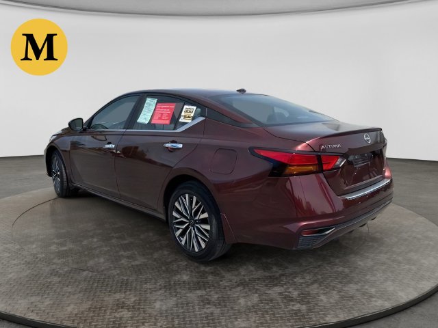 Used 2023 Nissan Altima 2.5 SV Sedan