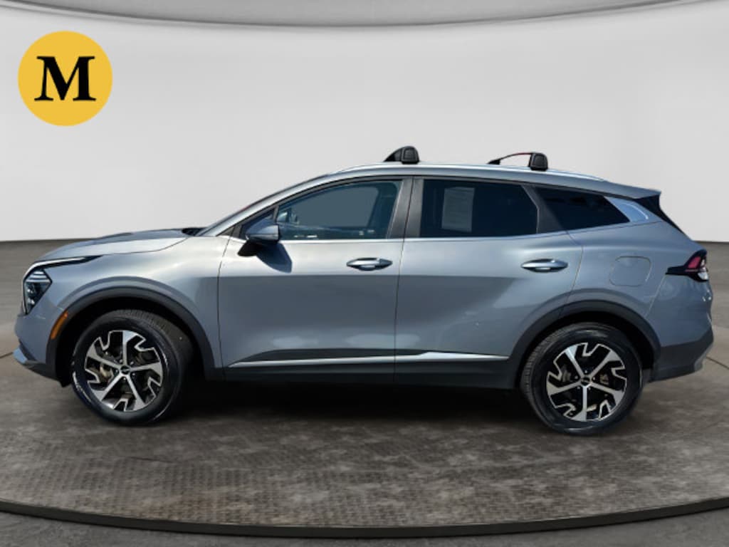 Used 2024 Kia Sportage EX SUV