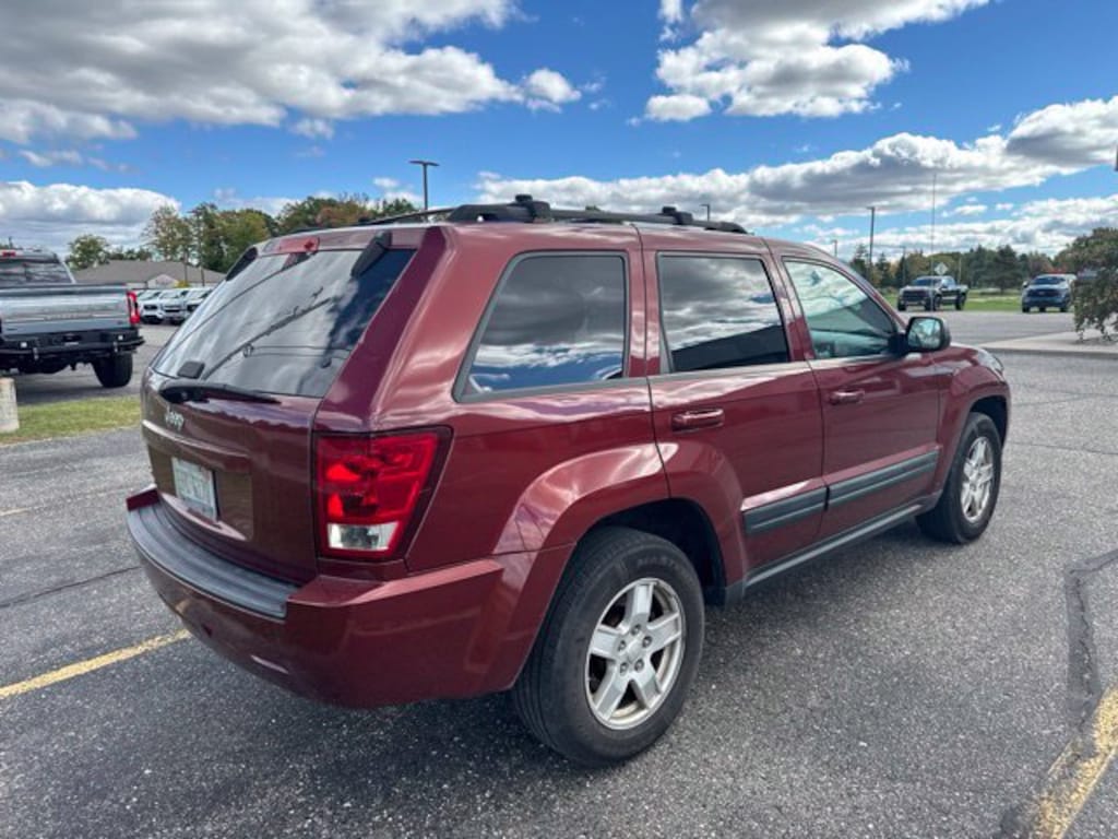 Used 2006 Jeep Grand Cherokee Laredo SUV