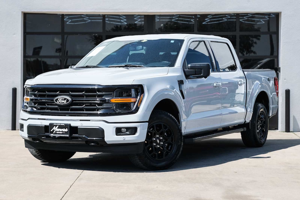 Used 2024 Ford F-150 XLT 4WD Supercrew 5.5 Box Truck
