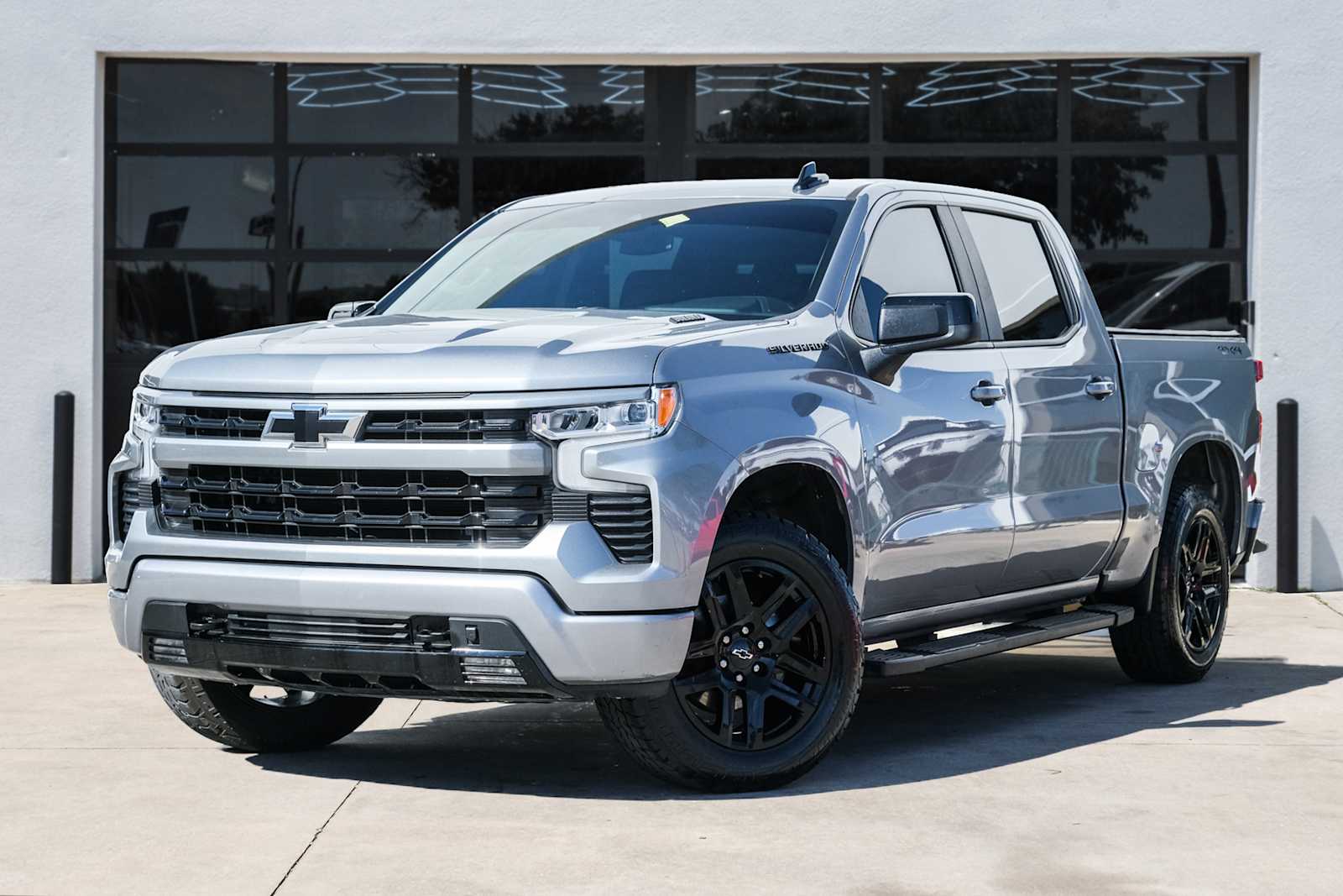 Used 2023 Chevrolet Silverado 1500 RST 4WD Crew Cab 147 Truck