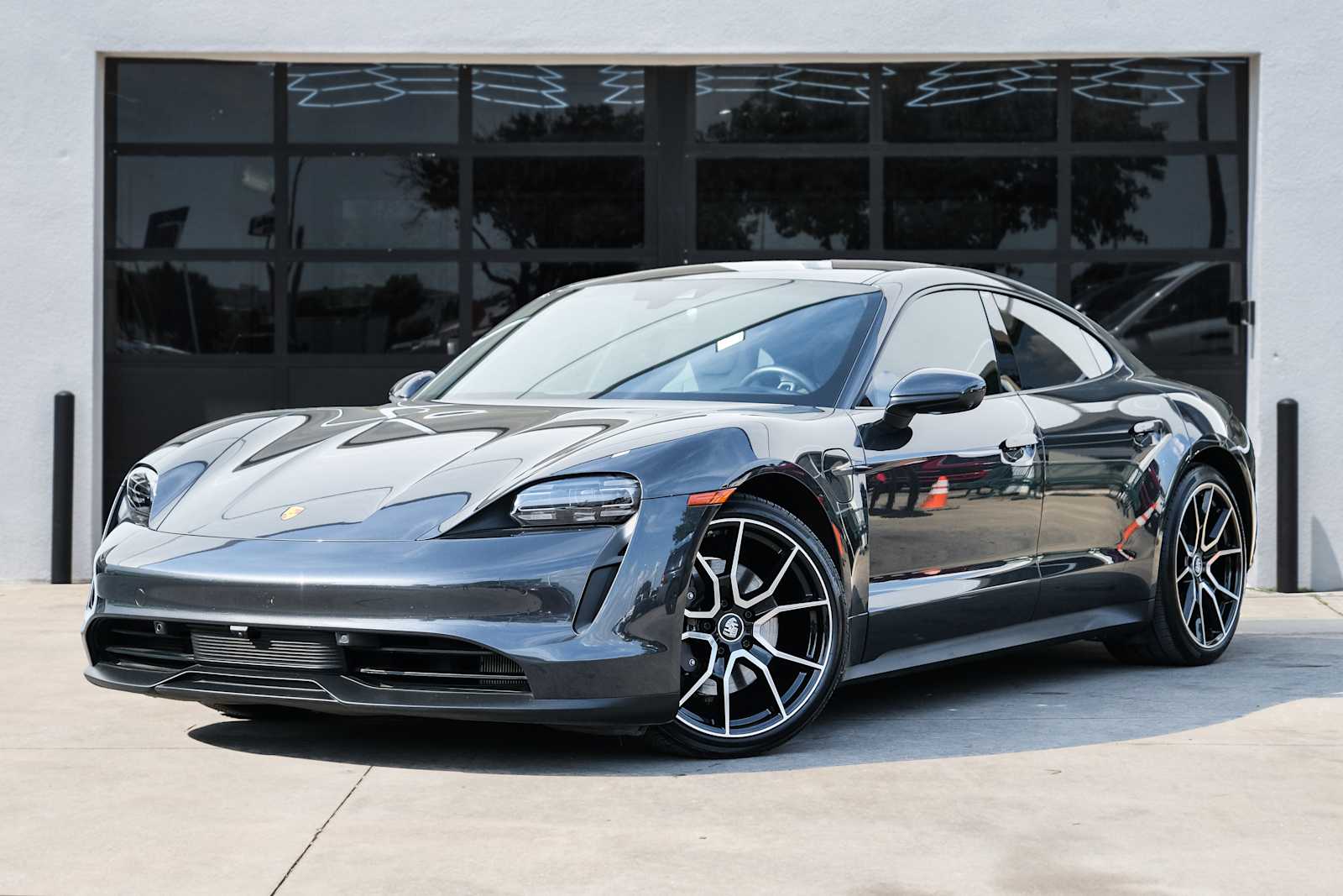 2023 Porsche Taycan