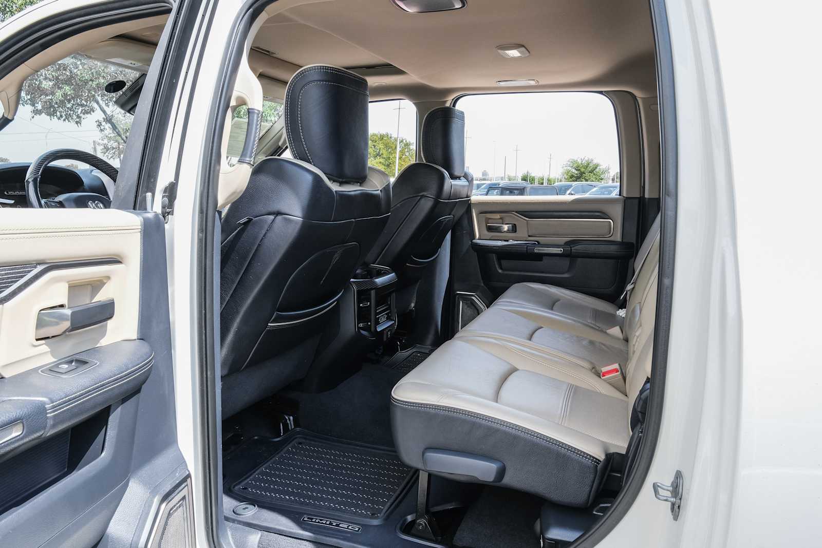 2019 RAM Ram 2500 Pickup Laramie Limited - Photo 38