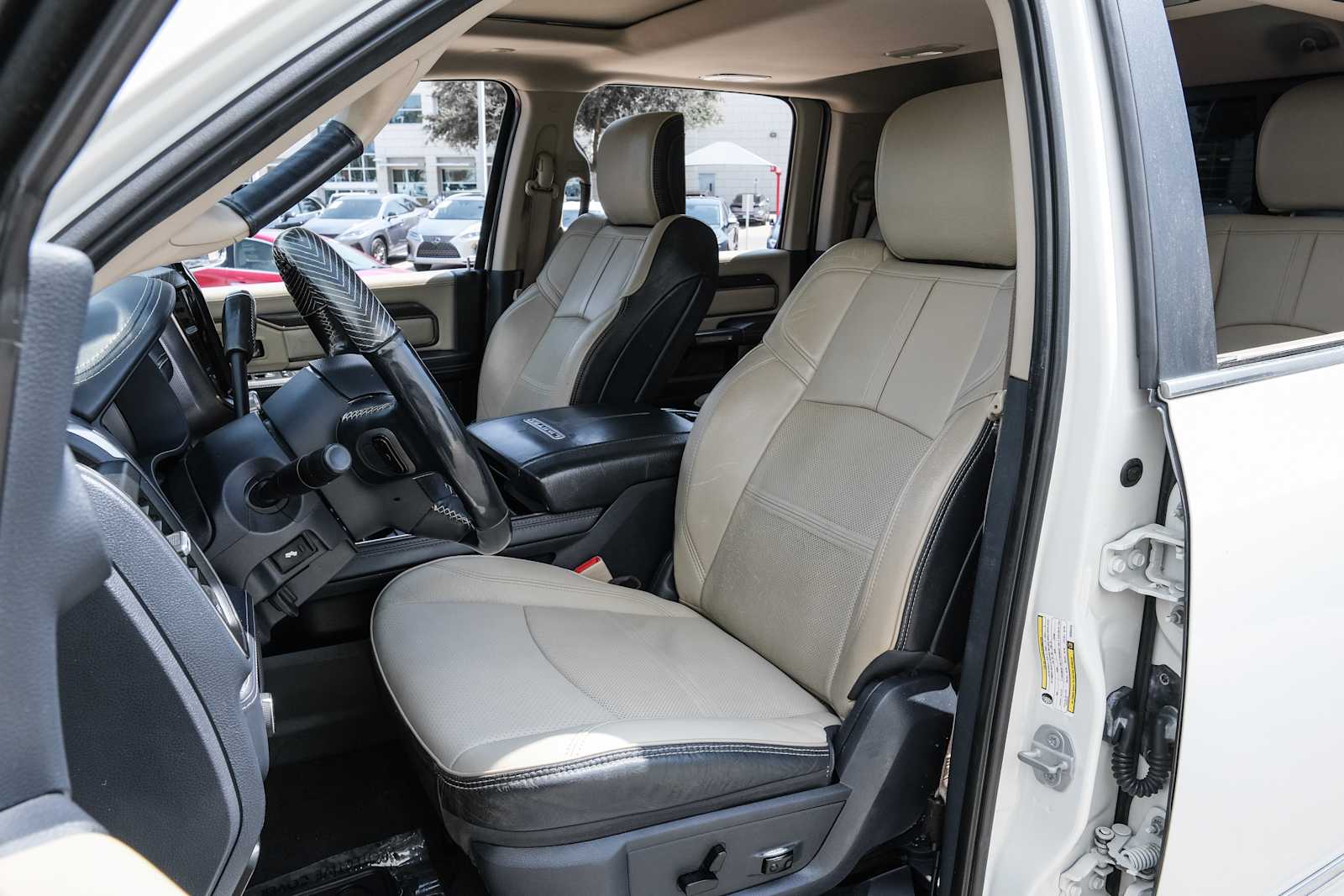 2019 RAM Ram 2500 Pickup Laramie Limited - Photo 33