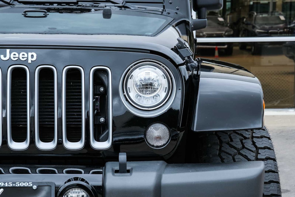 Used 2018 Jeep Wrangler JK Unlimited Sahara SUV