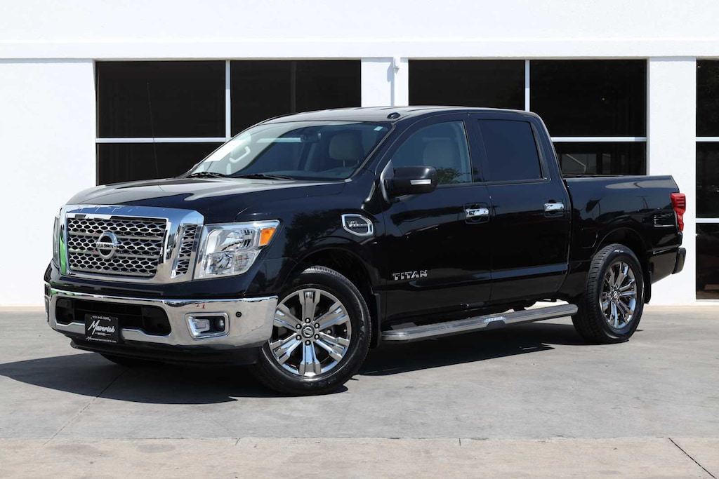Used 2017 Nissan Titan SV 4x2 Crew Cab Truck