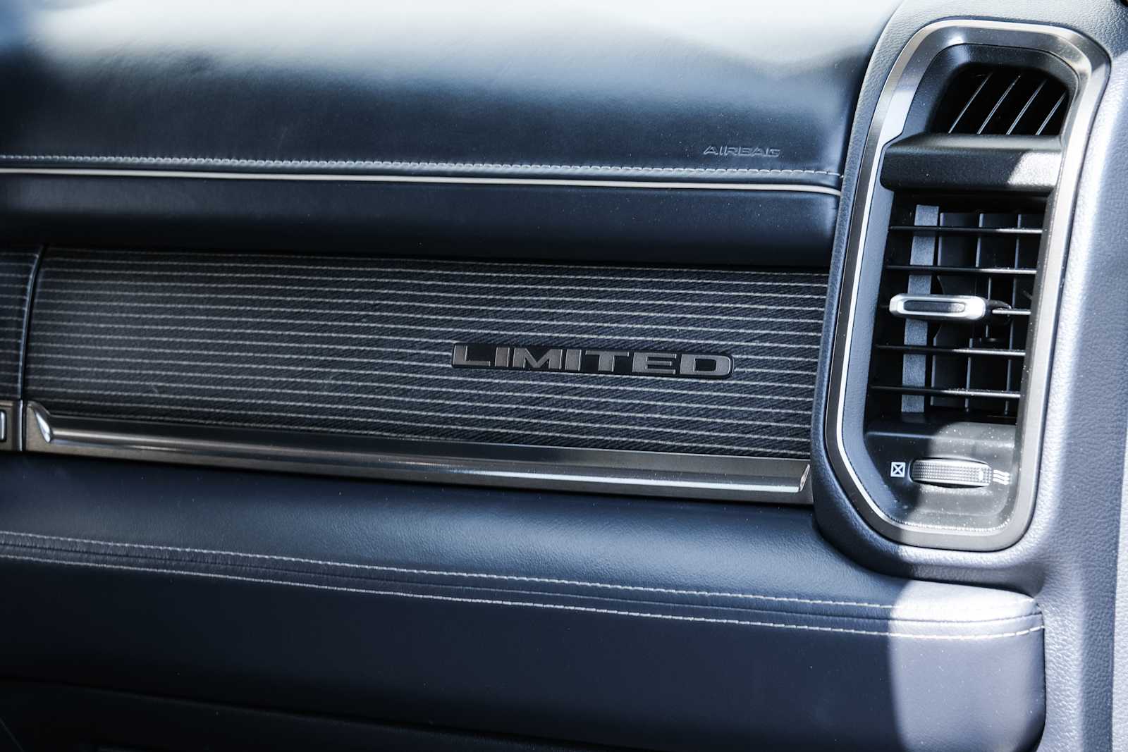 2019 RAM Ram 2500 Pickup Laramie Limited - Photo 31