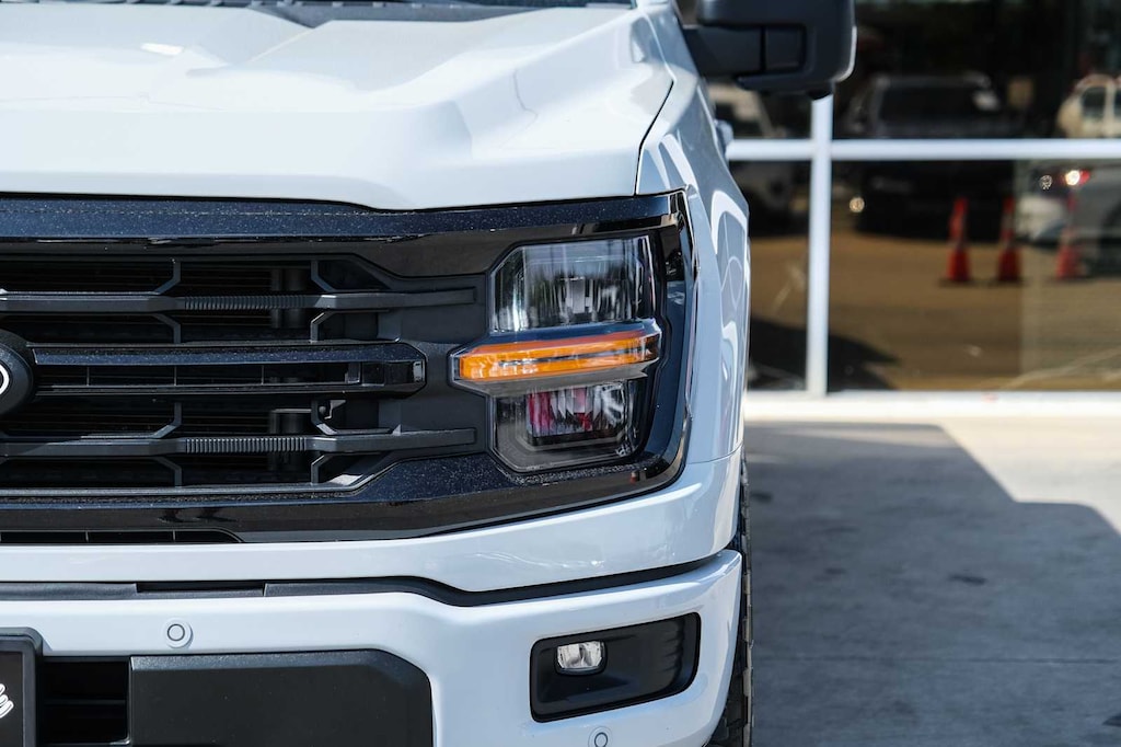 Used 2024 Ford F-150 XLT 4WD Supercrew 5.5 Box Truck