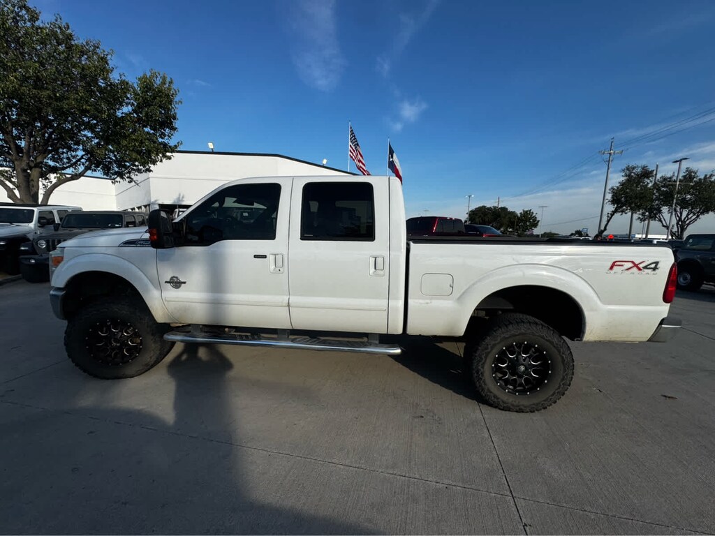 Used 2016 Ford Super Duty F-250 Pickup Lariat 4WD Crew Cab 172 Truck