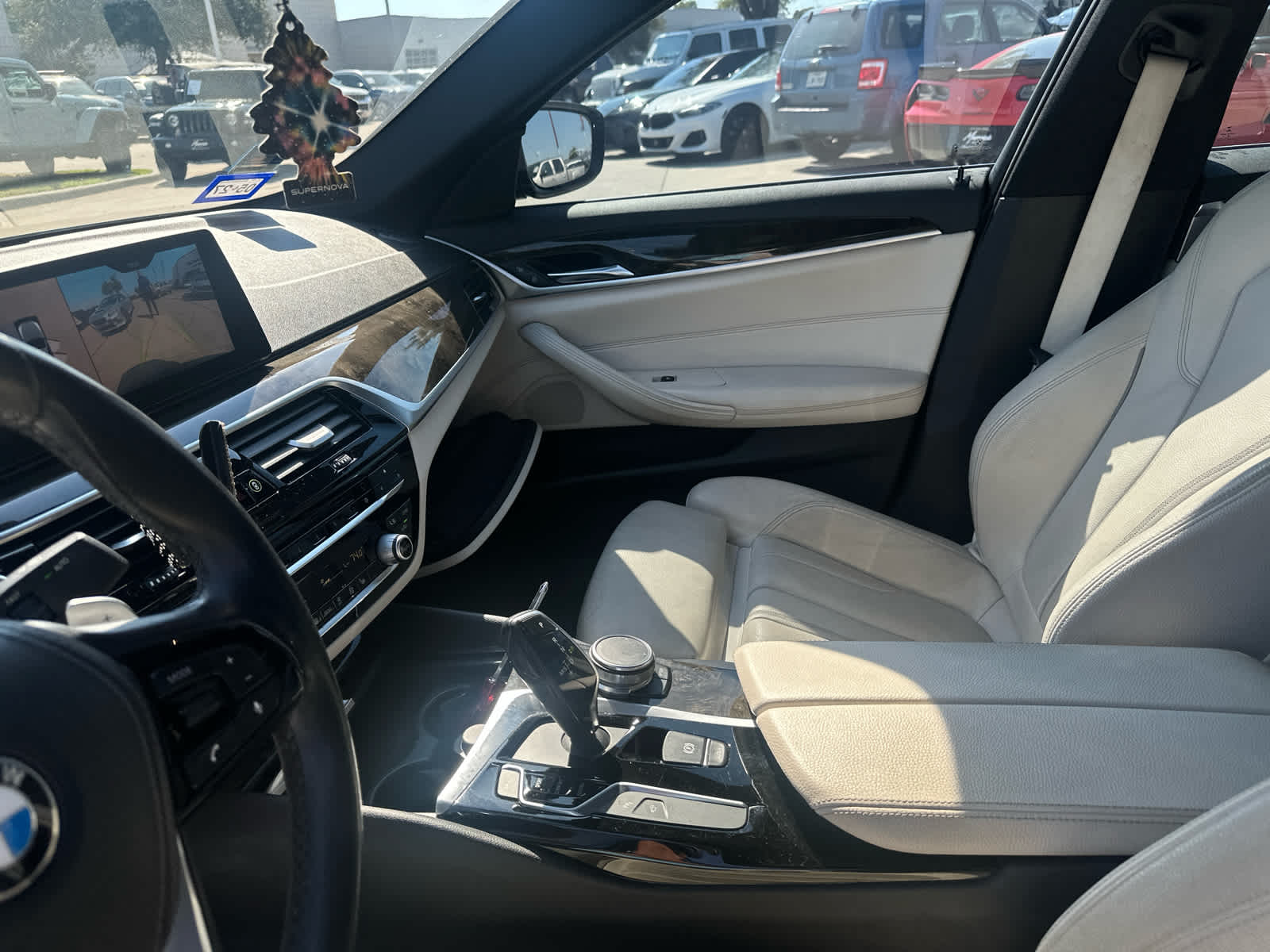  BMW 540i