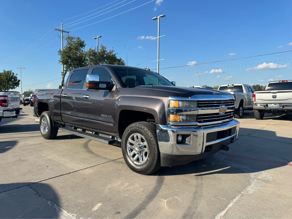 Used 2016 Chevrolet Silverado 2500HD LTZ 4WD Crew Cab 153.7 Truck